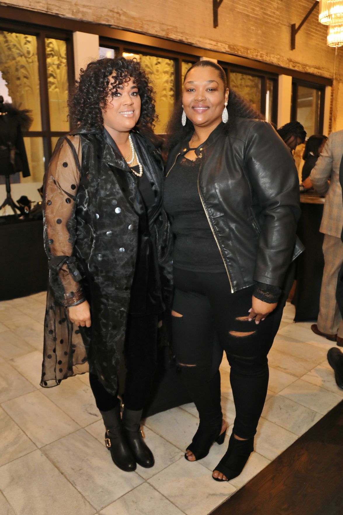 Queen Mocha Latte, Tonya Cleave
